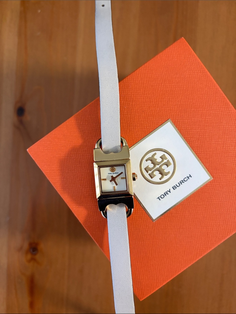 Tory Burch Reversible Double Wrap Watch - Picture 3 of 4
